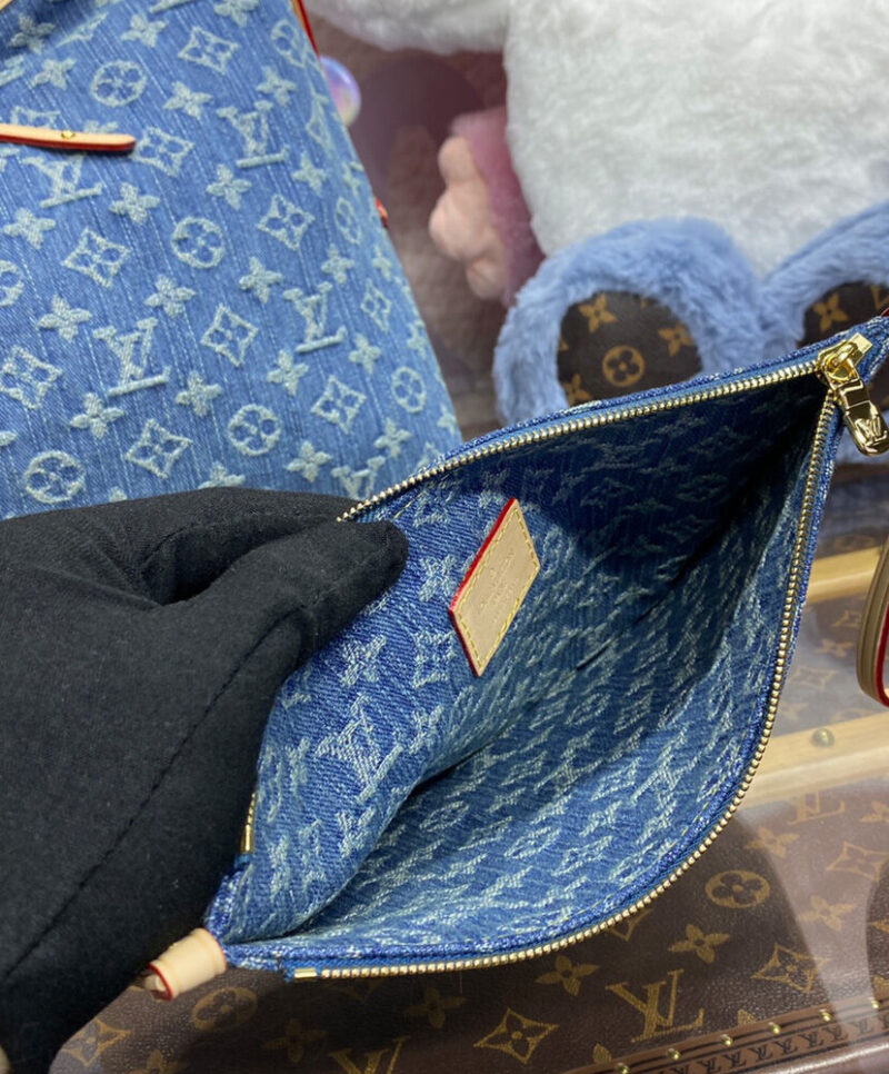 Louis Vuitton CarryAll MM M46855 Blue